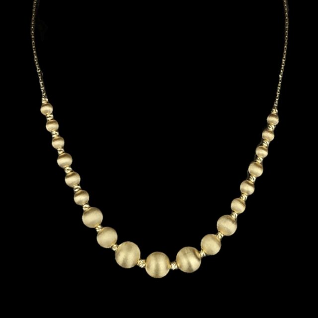 Collier Boules en Chute Satinées  10 mm 45 cm
