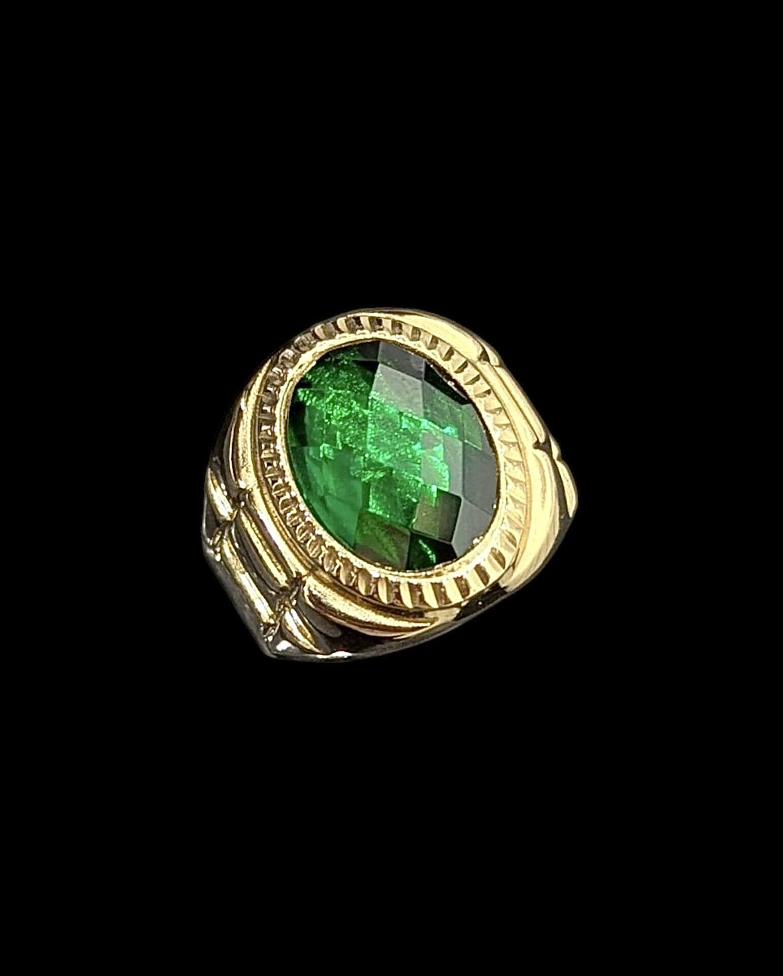 Chevalière Oval Pierre Verte