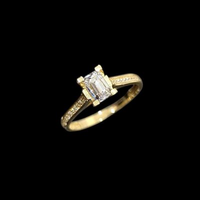 Bague Solitaire Rectangulaire Sertis
