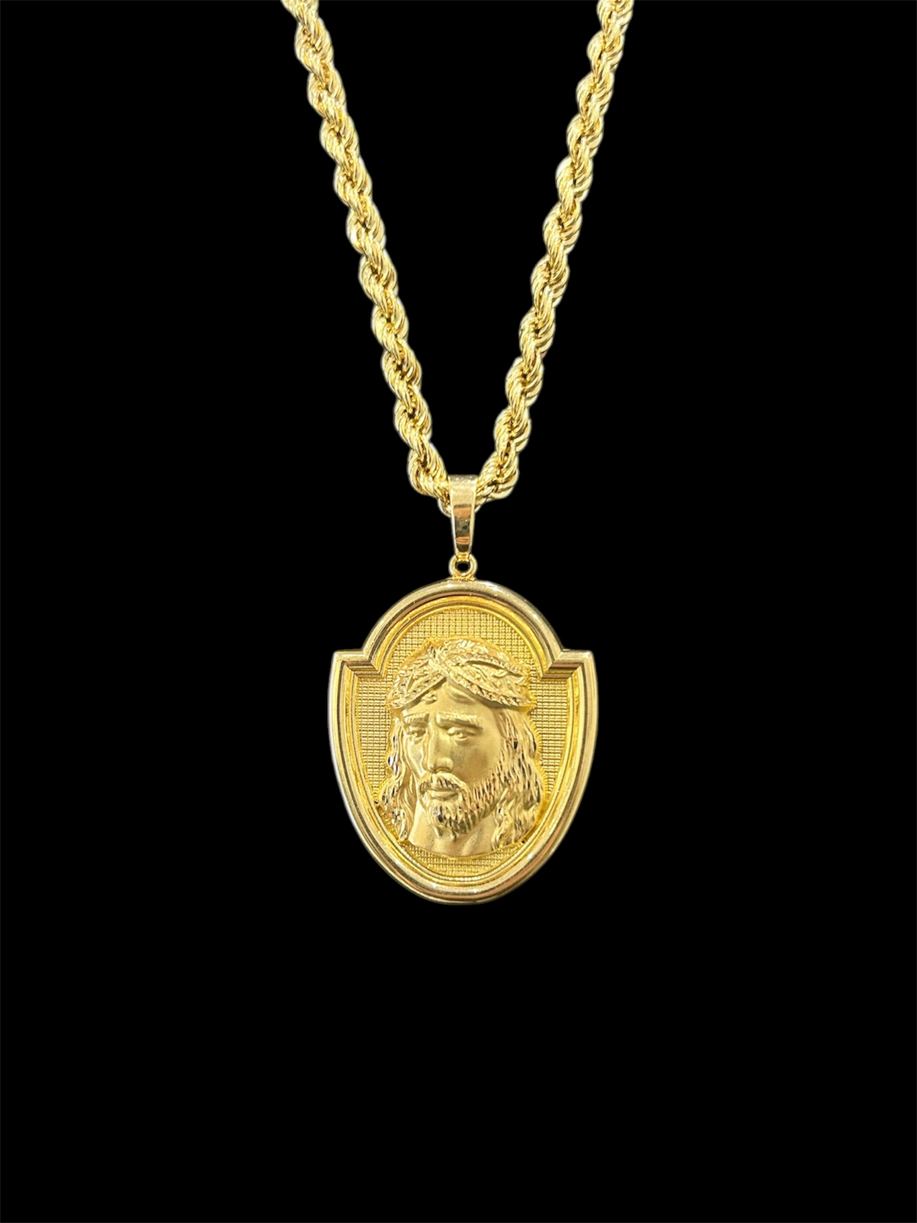 tete de christ maille corde 70cm tete de christ maille corde 70cm