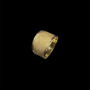 Bague large sablée