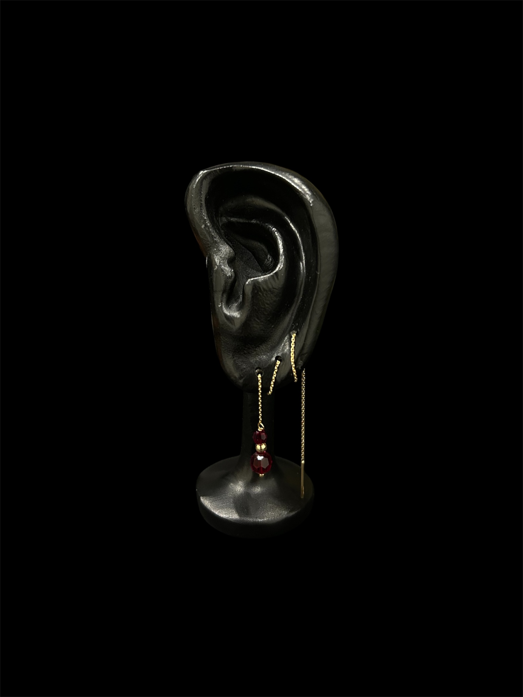 Boucles D'Oreilles Chainette Grenat.
